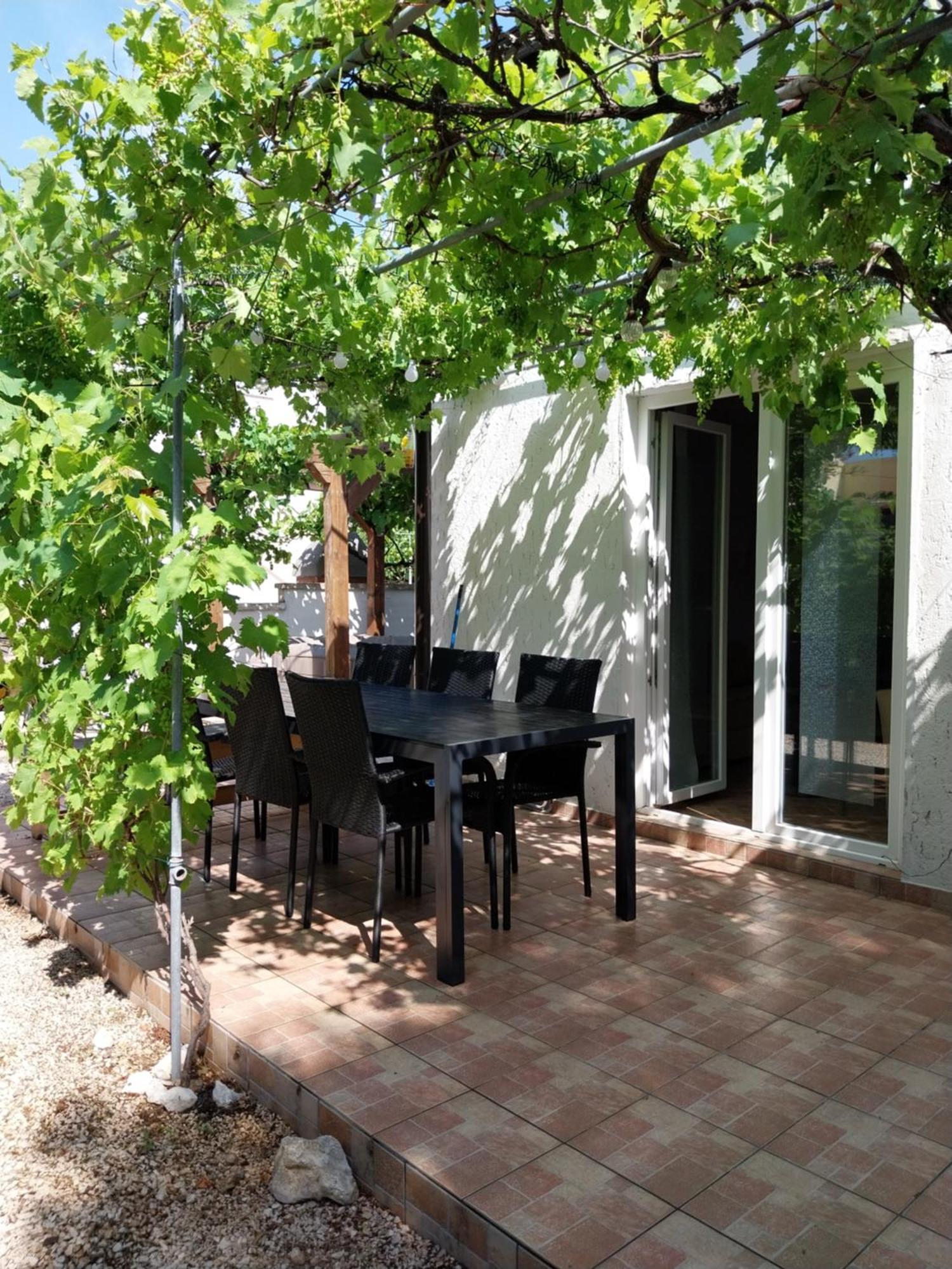 Apartments Filip & Nina Vir Exterior photo