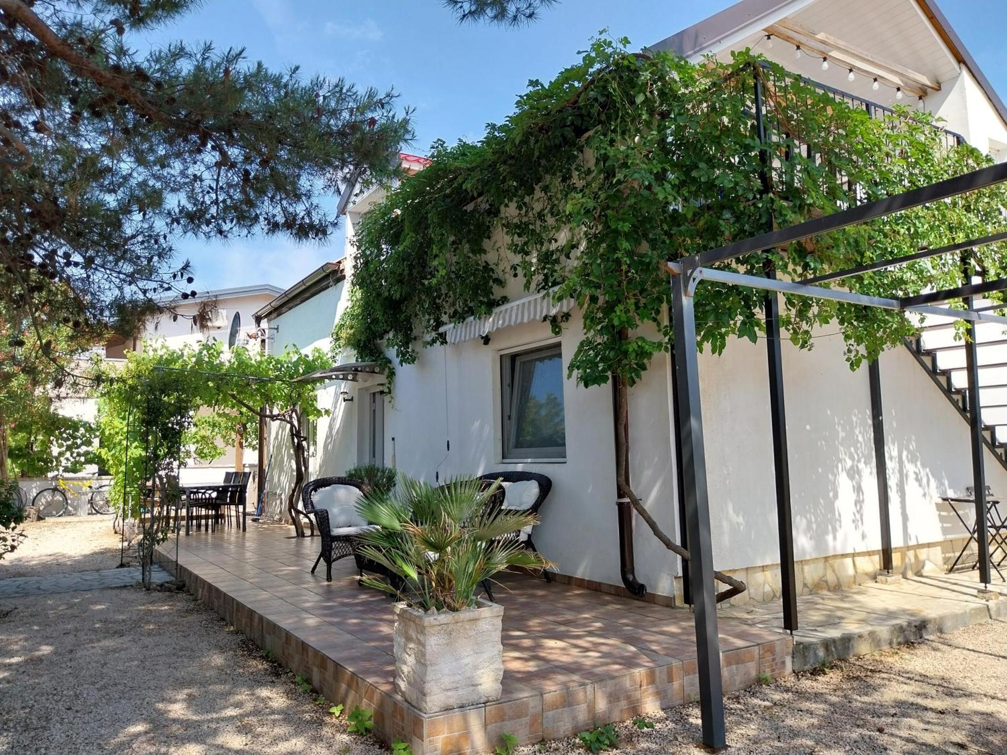Apartments Filip & Nina Vir Exterior photo